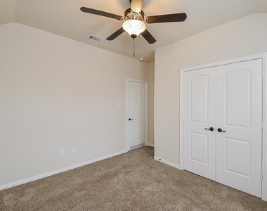 9411 Sparrow Creek Court - Photo Thumbnail 22