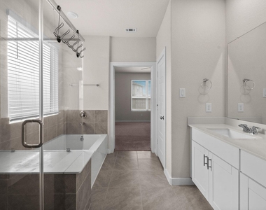 509 Brent Park Court - Photo Thumbnail 9