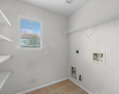 6002 Destiny Park Court - Photo Thumbnail 18