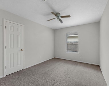 6002 Destiny Park Court - Photo Thumbnail 15