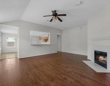 6002 Destiny Park Court - Photo Thumbnail 3