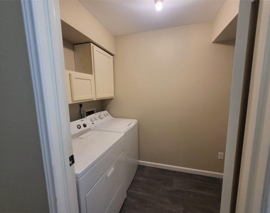 7400 Bellerive Drive - Photo Thumbnail 9