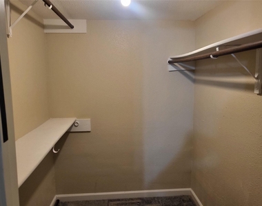 7400 Bellerive Drive - Photo Thumbnail 6