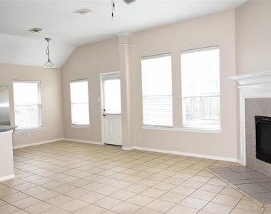 2705 Hewn Rock Way - Photo Thumbnail 8