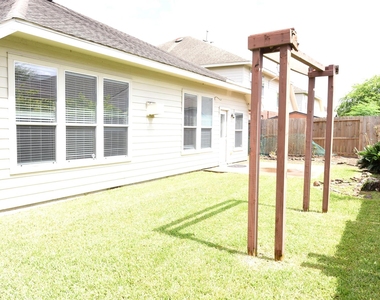 2705 Hewn Rock Way - Photo Thumbnail 2