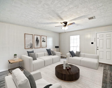 308 Lawrence Street - Photo Thumbnail 2