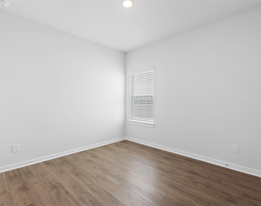 3019 Dovedale Street - Photo Thumbnail 20