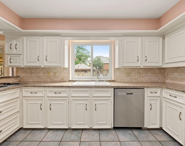 12914 Ivyforest Drive - Photo Thumbnail 14