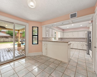 12914 Ivyforest Drive - Photo Thumbnail 10