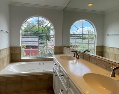 1315 Whispering Pines Drive - Photo Thumbnail 27