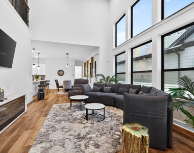 1514 Park Path Drive - Photo Thumbnail 9