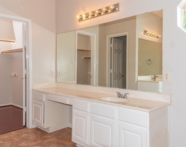 15411 Seminole Canyon Drive - Photo Thumbnail 37
