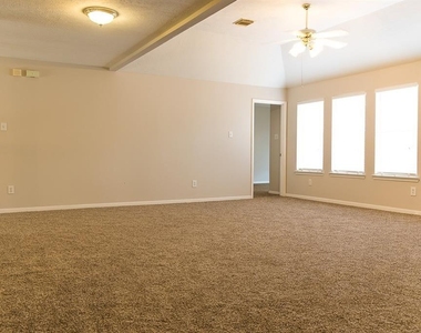 15411 Seminole Canyon Drive - Photo Thumbnail 35