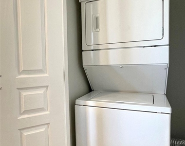 2618 Rosalee Street - Photo Thumbnail 3