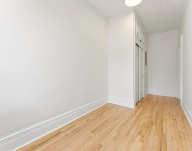 163 Bedford Avenue - Photo Thumbnail 13