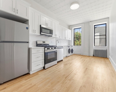 163 Bedford Avenue - Photo Thumbnail 9