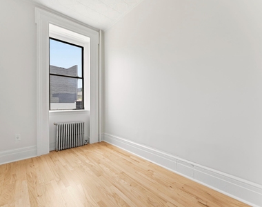 163 Bedford Avenue - Photo Thumbnail 12