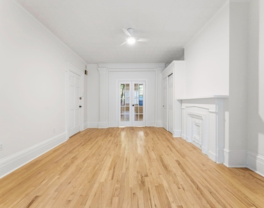 163 Bedford Avenue - Photo Thumbnail 7