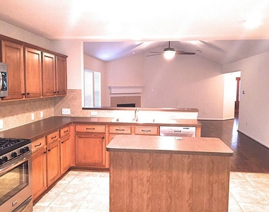 174 Fairwind Trail Drive - Photo Thumbnail 6