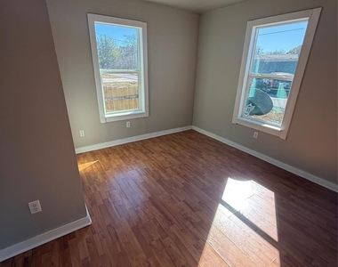 13627 Hb Collins Court - Photo Thumbnail 4