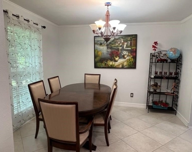 5 Deerfoot Court - Photo Thumbnail 7