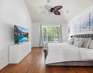 26 E Sterling Pond Circle - Photo Thumbnail 18