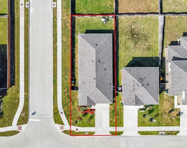 10326 Mount Winchell Drive - Photo Thumbnail 3