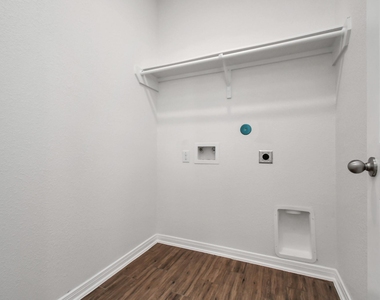 10326 Mount Winchell Drive - Photo Thumbnail 28