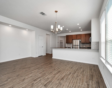 10326 Mount Winchell Drive - Photo Thumbnail 14