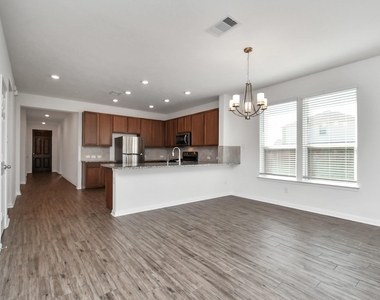 10326 Mount Winchell Drive - Photo Thumbnail 13