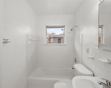 8171 Redfern Drive - Photo Thumbnail 9