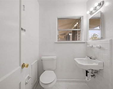 8171 Redfern Drive - Photo Thumbnail 10