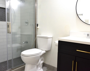 5106 Autumn Rose Lane - Photo Thumbnail 16