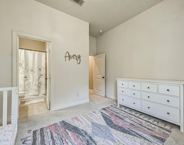 10323 Belvamera Road - Photo Thumbnail 17