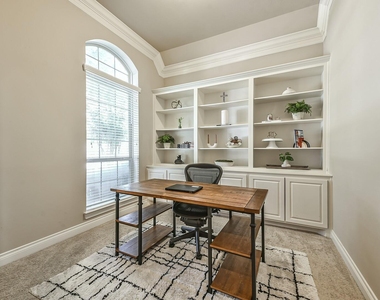 10323 Belvamera Road - Photo Thumbnail 11
