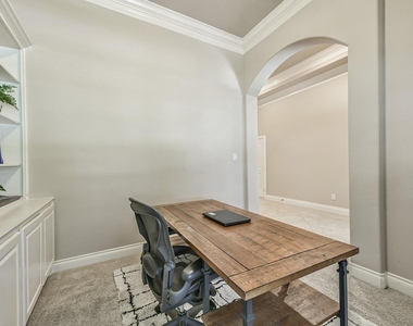 10323 Belvamera Road - Photo Thumbnail 12