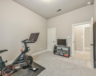 10323 Belvamera Road - Photo Thumbnail 23