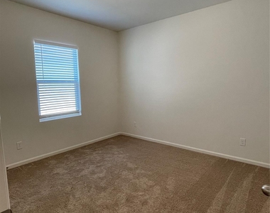 10084 Pappas Drive - Photo Thumbnail 14