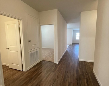 10084 Pappas Drive - Photo Thumbnail 1