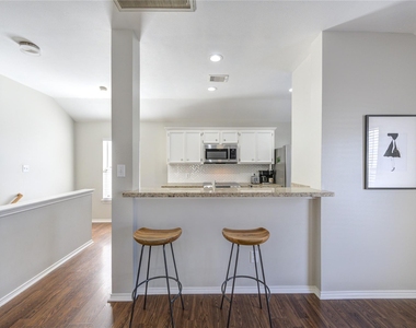1838 Wheeler Street - Photo Thumbnail 6