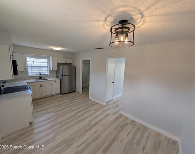 4840 Volusia Avenue - Photo Thumbnail 5