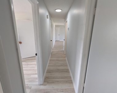 4840 Volusia Avenue - Photo Thumbnail 16