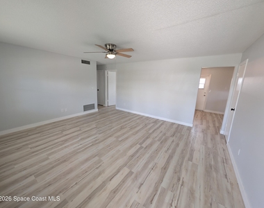 4840 Volusia Avenue - Photo Thumbnail 4
