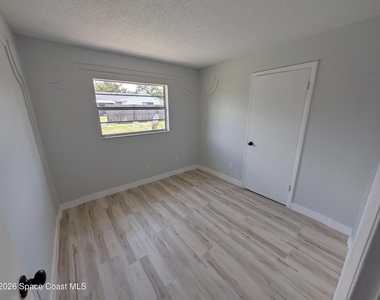 4840 Volusia Avenue - Photo Thumbnail 15