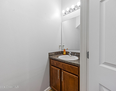 2745 Revolution Street - Photo Thumbnail 12