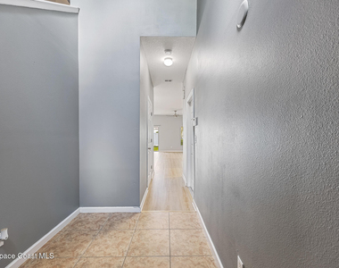 2745 Revolution Street - Photo Thumbnail 4