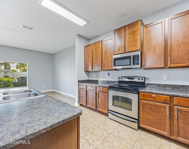 2745 Revolution Street - Photo Thumbnail 9
