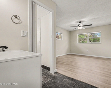 3135 Shady Dell Lane - Photo Thumbnail 11