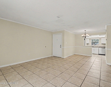 3135 Shady Dell Lane - Photo Thumbnail 3