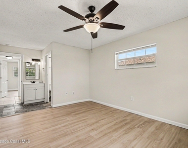 3135 Shady Dell Lane - Photo Thumbnail 6